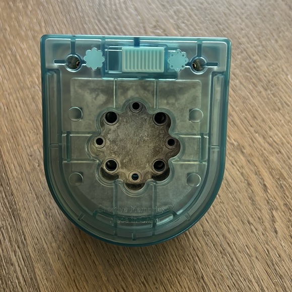 NWT Creative Memories Scallop Circle Maker - Picture 4 of 4